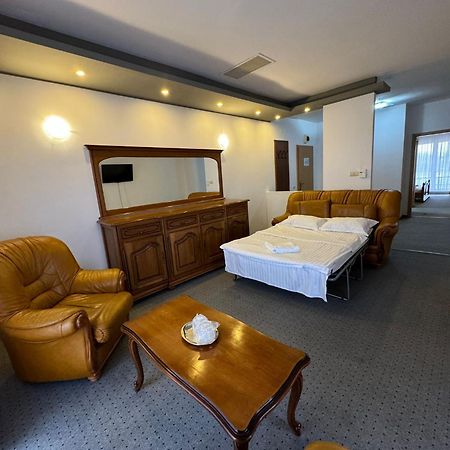 Hotel Vesztény Kültér fotó