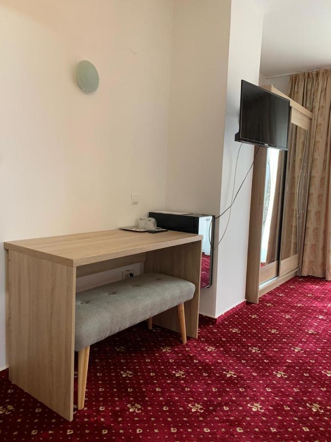 Hotel Vesztény Kültér fotó