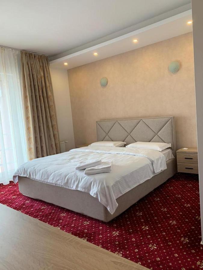 Hotel Vesztény Kültér fotó