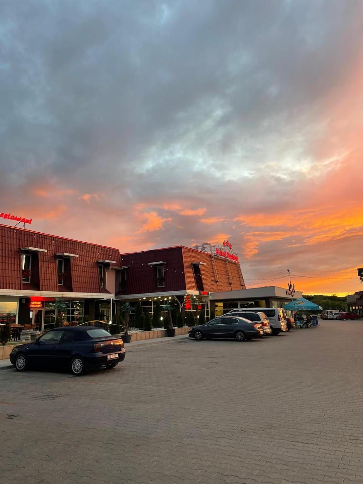 Hotel Vesztény Kültér fotó